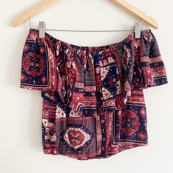 Hollister Boho Off-the-Shoulder Ruffle Crop Top – Size Small - Picture 5 of 10